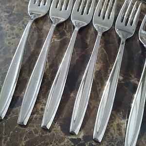 International INSICO NASSAU 6 Salad Forks Glossy Stainless